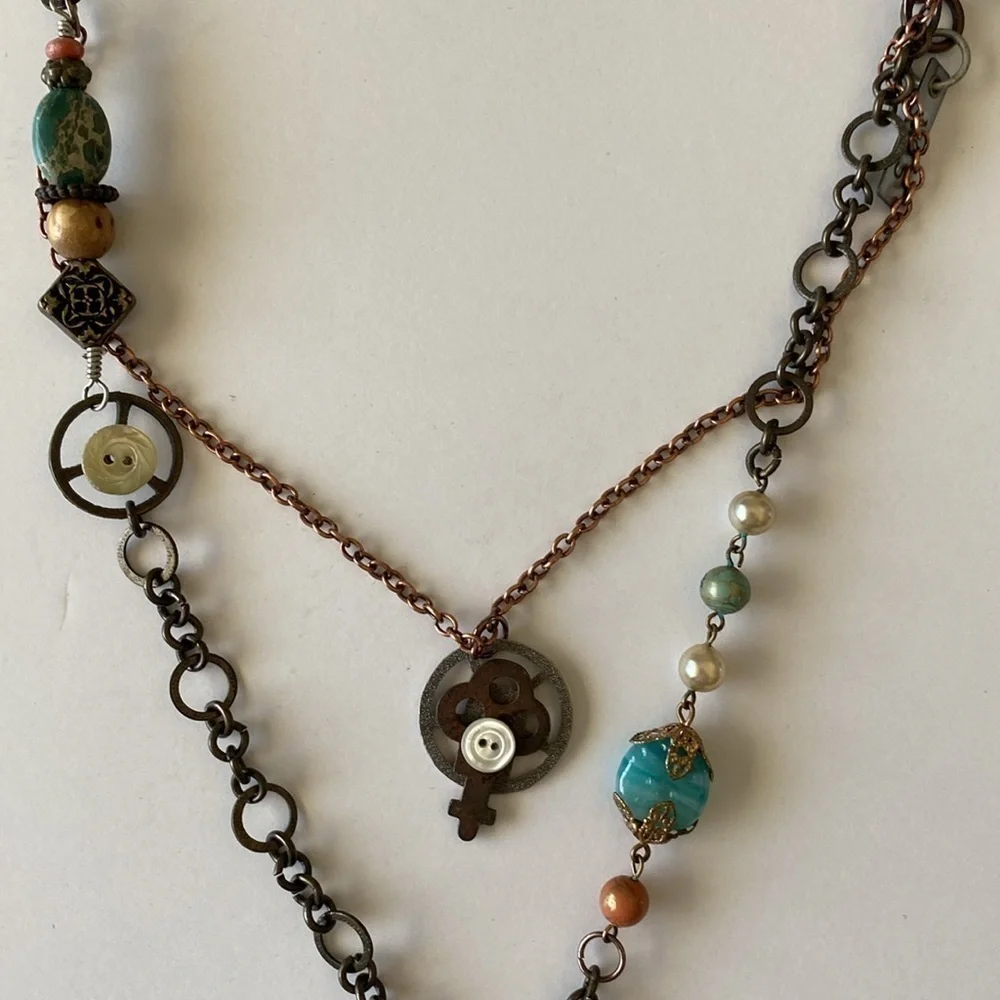 Costume jewelry necklace roses trinkets charms